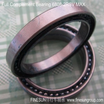 Full complement ball bearing