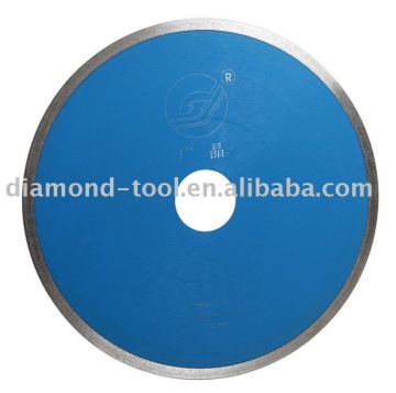 Ceramic blade - continues rim