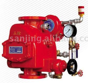 Dry pipe valve