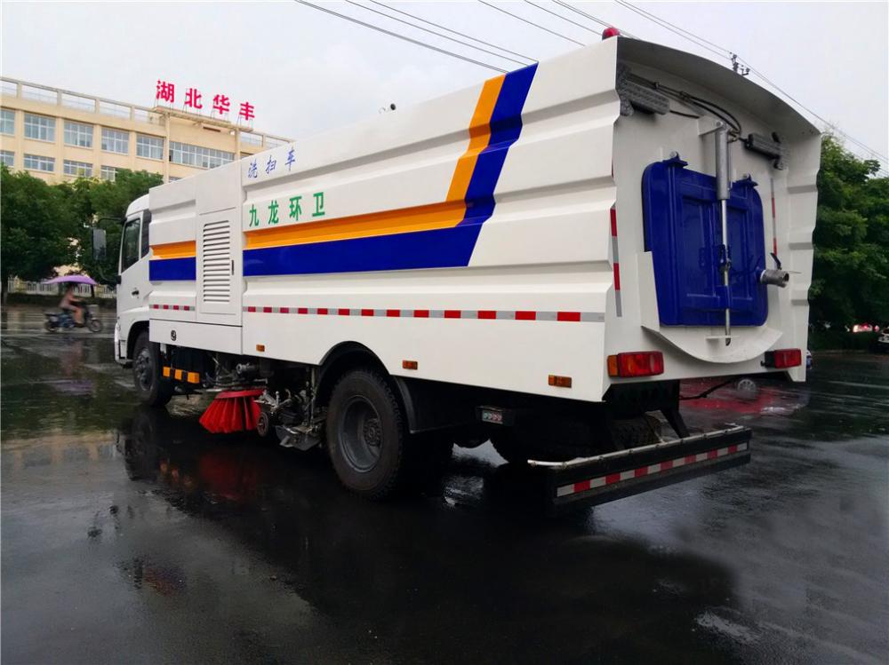 Cleaner Sweeper Truck 6