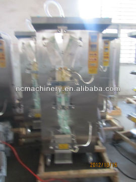 Sauce packing machine
