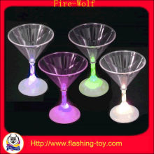 Hl-d1411a Custom Ps Martini Led Flashing Cups With Tricolor Light