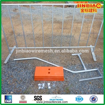 Traffic Barrier/ temporary traffic barrier/ temporary fence