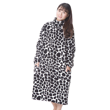 Pretty Girl cute cow print Coral Fleece Bathrobe