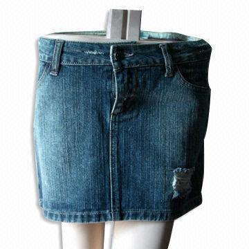 Women's Denim Skirt with Five Pockets