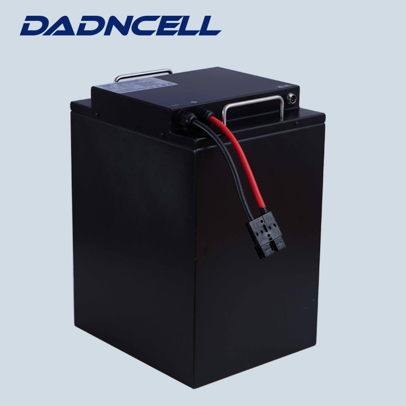 بطارية DADNCELL طويلة العمر LFP 48/60 / 72V 52/104/208/416 / 520Ah بطارية ليثيوم أيون لمركبة الهندسة الكهربائية