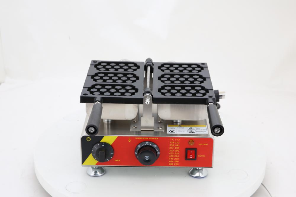 Small Waffle Machine