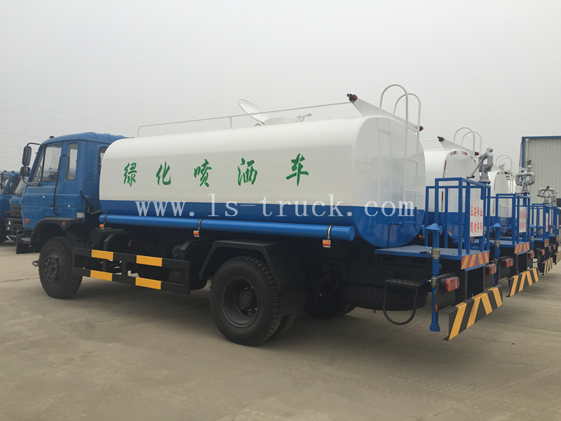 Dongfeng 4X2 RHD Road Sprinkler Camion