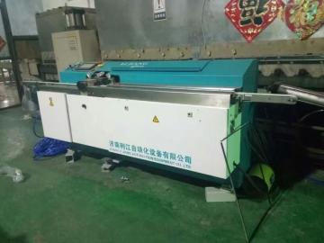 Automatic Butyl Extruder Machine Butyl Adhesive Coater