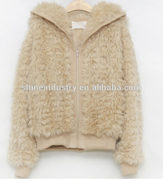 Hot outer lining fur creamy white padded jacket