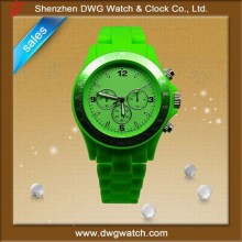 2012 new fashion cheap plastic watch