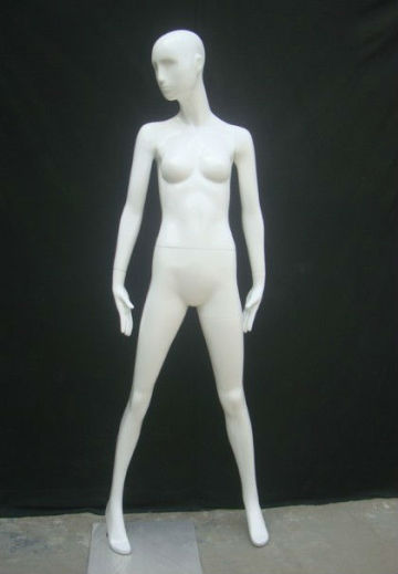 elegant lifelike female mannequin