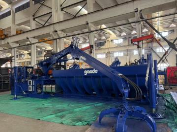 Popular Scrap Car Body Mobile Press Baling Machine