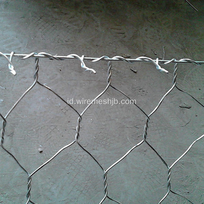 Warna hijau Lubang Heksagonal PVC Dilapisi Kotak Gabion