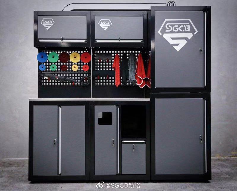 tool cabinets