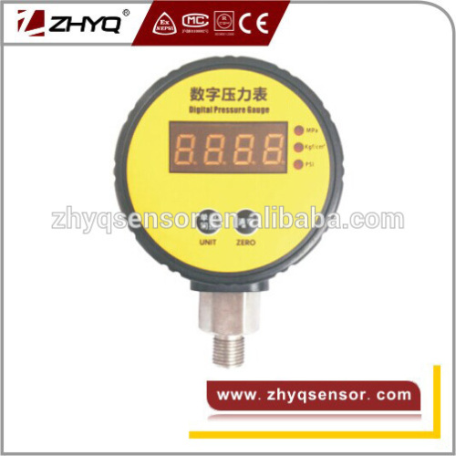 Industrial digital pressure meter