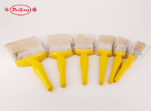 Platic Hanlde Hair Brush