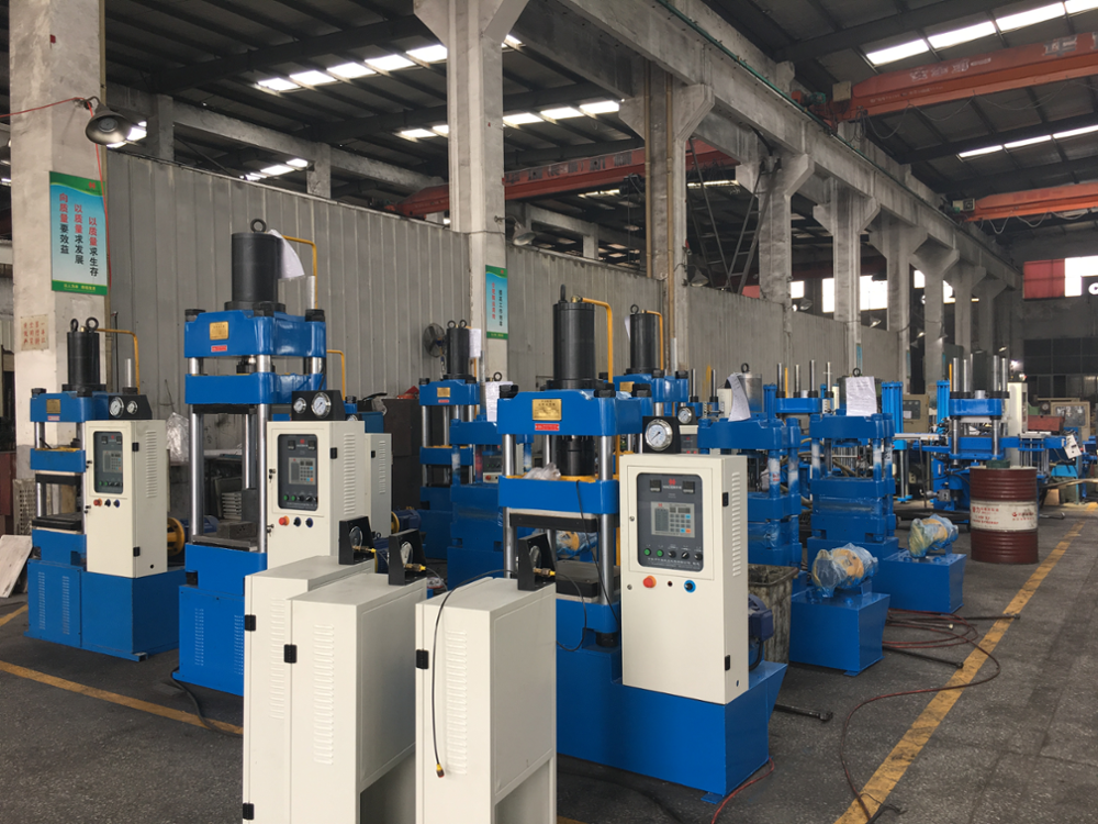 Silicone Rubber Vacuum Compression Molding Machine