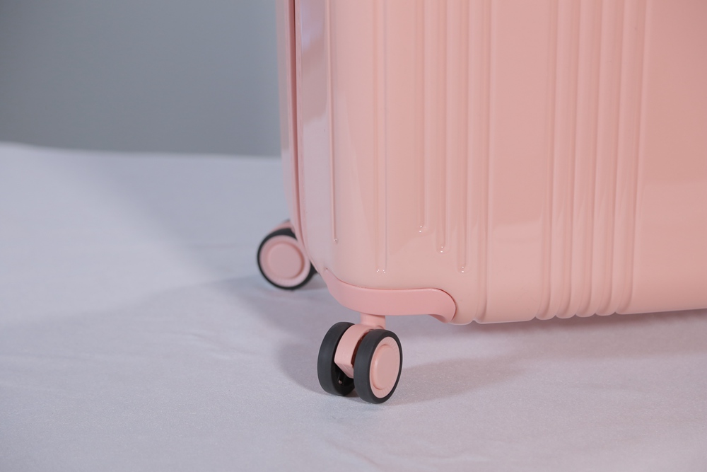 Double Wheels Suitcase
