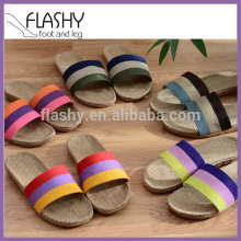 Wholesale fashion comfortable straw slippers women in stocks