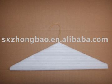 16" 13G caped plain wire hanger for laundry