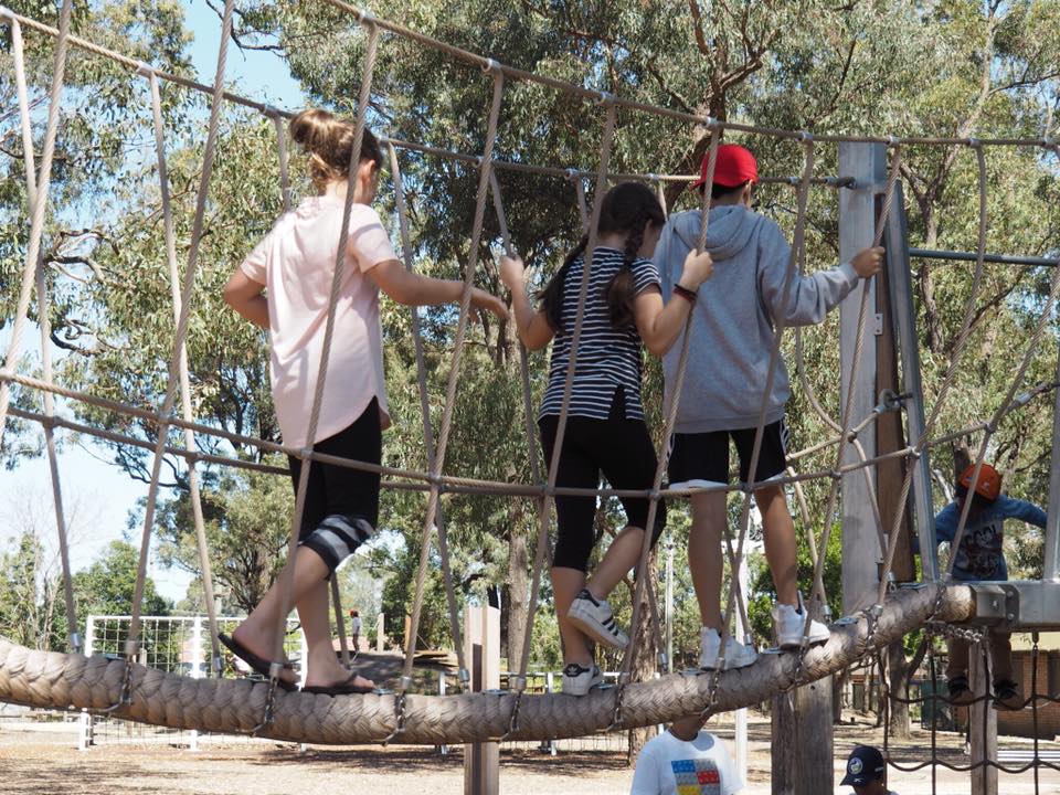 outdoor-Playground-rope-course