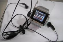 X8 WiFi Java WiFi Smart Mobile Phone Watch Quad Band Dual SIM Dual Standby