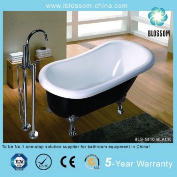 free-standing clawfoot bath tub