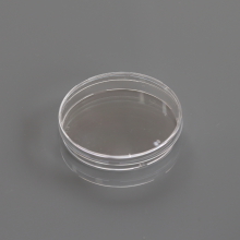 35 mm: n kohtelemattomia Petri-ruokia