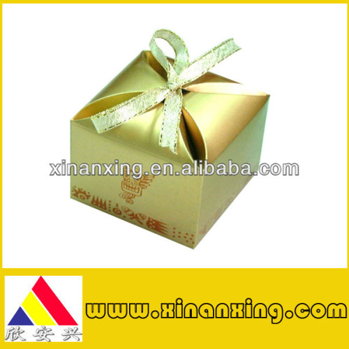 gold colour gift paper box