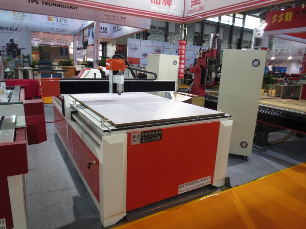 cnc carving machine for label