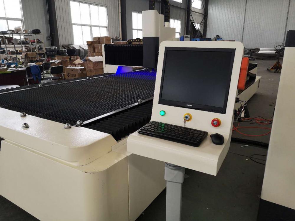 3015 2kw fiber laser metal cutting machine