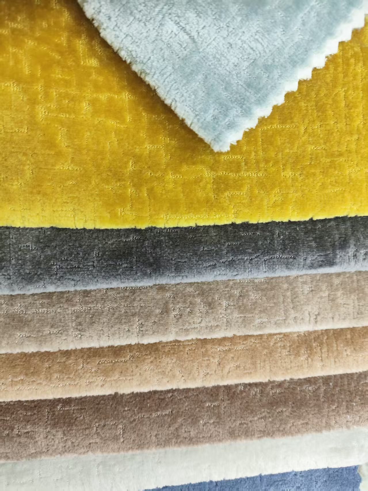 Кадифена ткаенина Velvet Fabric