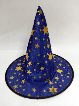 قبعة مع نمط الزخرفية a hat with decorative pattern