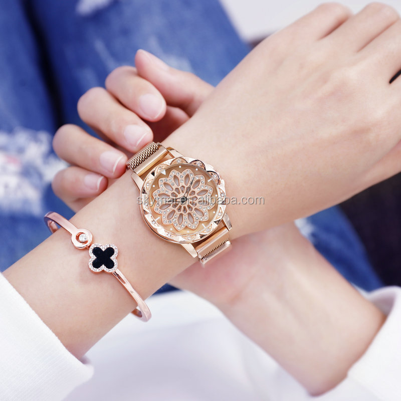 Fashion Quartz Watches Explosion Model Ladies Come To Run Magnets With Watches Student Watches