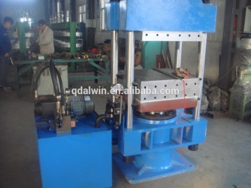 Rubber brick molding press