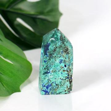 天然水晶蓝色蓝酸盐塔用于装饰