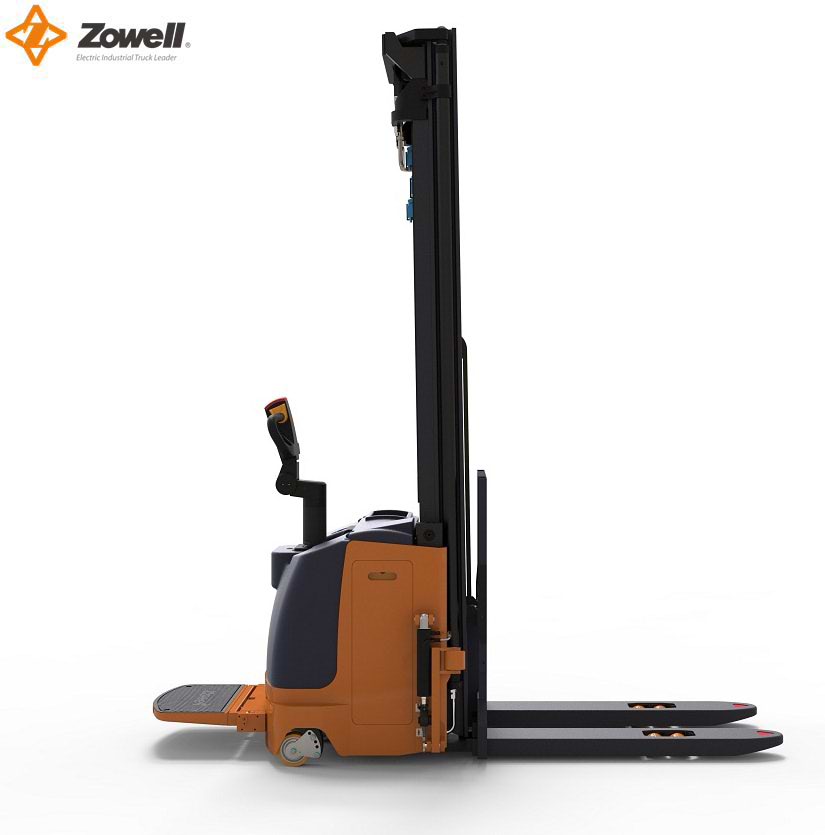 Zowell Electric Stacker with High Mast