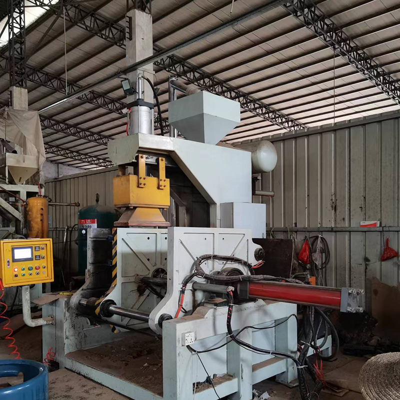 100 sand core machine