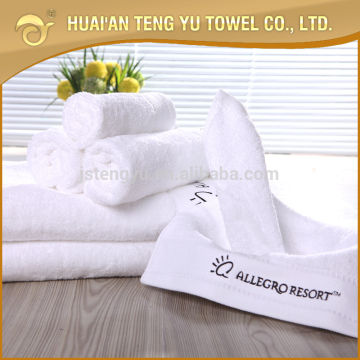 Factory price promotional hotel bath towel