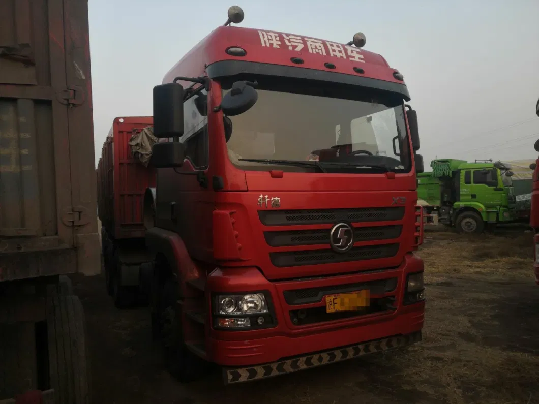 Hot Sale Rhd Shacman X3 Van Tractor Trucks 6X4 Cargo Trailer Head Truck in Cheap Price for Towing