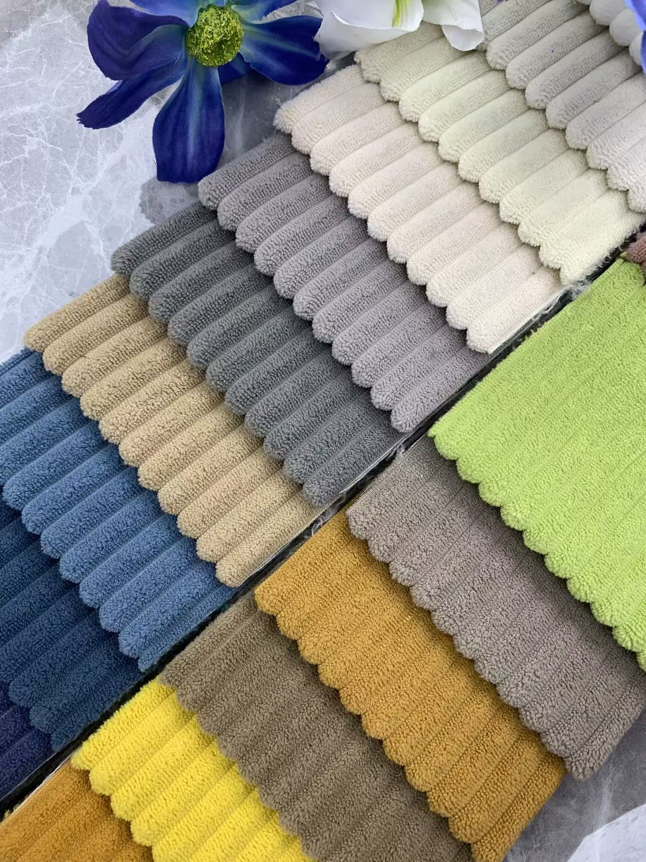সোফা জন্য নরম কর্ডুরয় ফ্যাব্রিক Soft Corduroy Fabric for Sofa