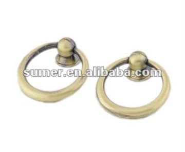 coffin accessory; coffin decoration; coffin lid decoration