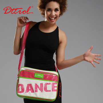 D006189 Dttrol fashionable PU polythene dance bags travel bags with logos