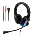 Auriculares para juegos con iluminación RGB