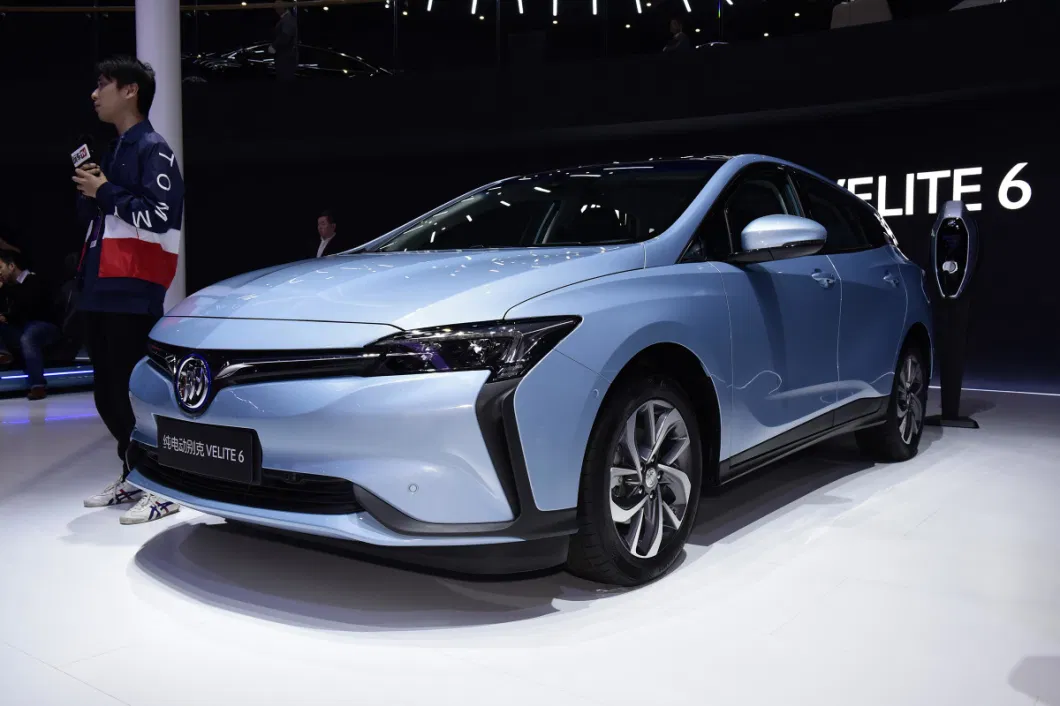 Buick Velite 6 EV Electric Car Ready in Stock Pure Electric Vehicles New Energy Car Made in China Compact Sedan