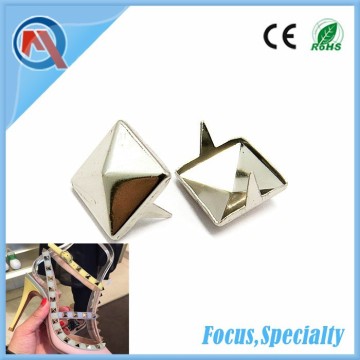 High Quality Custom Metal Pyramid Rivets For Lady Sandal