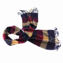 Soft lambswool scarf, measures 30x180cm