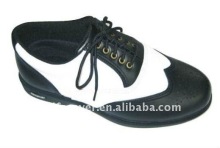 golf shoes with shoes spike