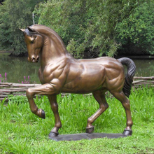 Factory price cast metal horse head for decoration